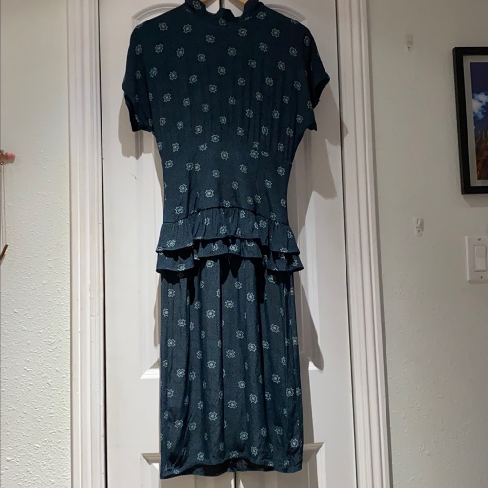 30% off 4 Item Bundle-Vintage Maggie London Dress